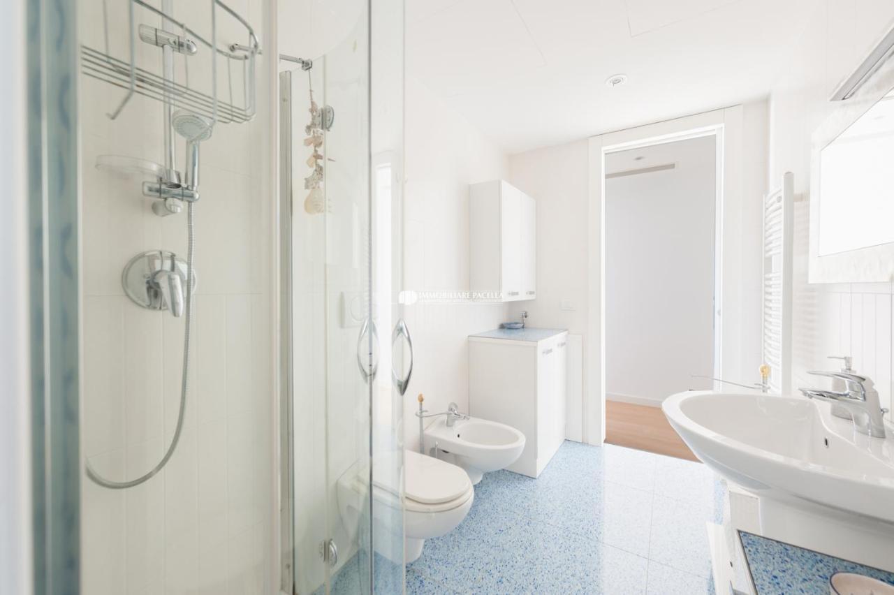 Residence Frontemar Immobiliare Pacella ลิโดดิเยโซโล ภายนอก รูปภาพ