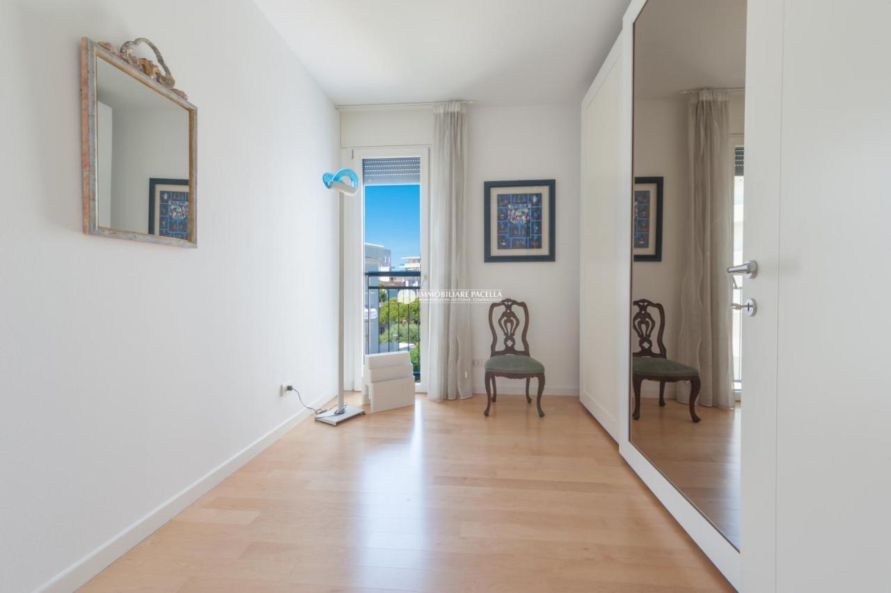 Residence Frontemar Immobiliare Pacella ลิโดดิเยโซโล ภายนอก รูปภาพ